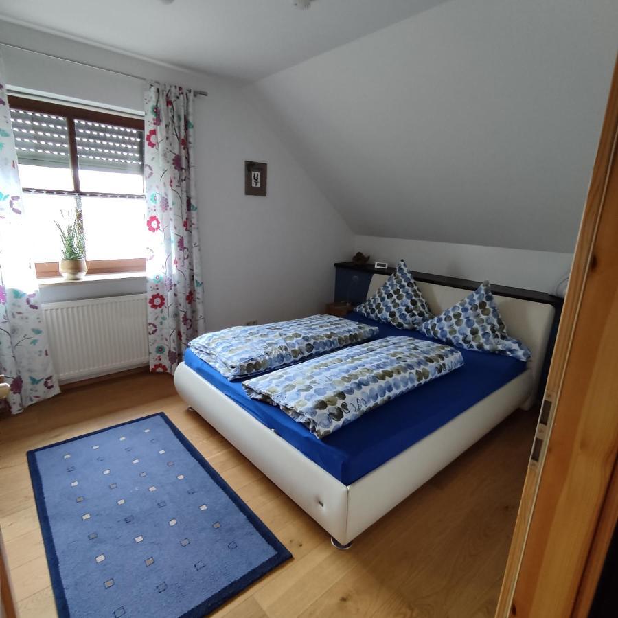 Ferienwohnung Adelhardt Eckersdorf Eksteriør billede