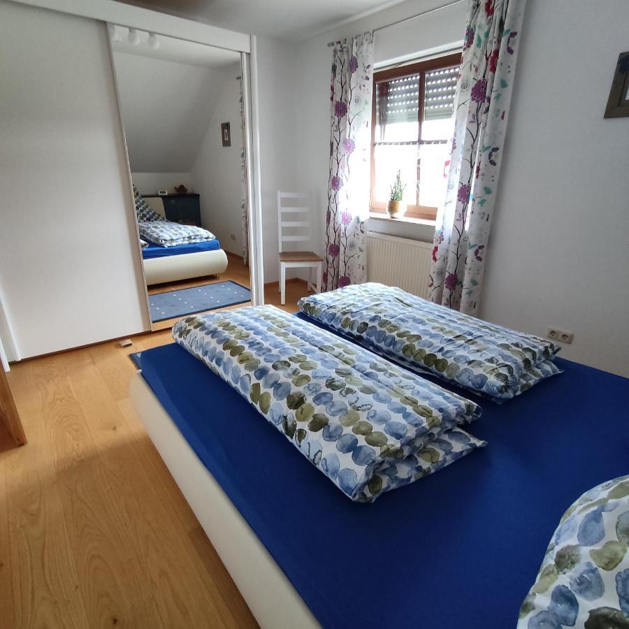 Ferienwohnung Adelhardt Eckersdorf Eksteriør billede